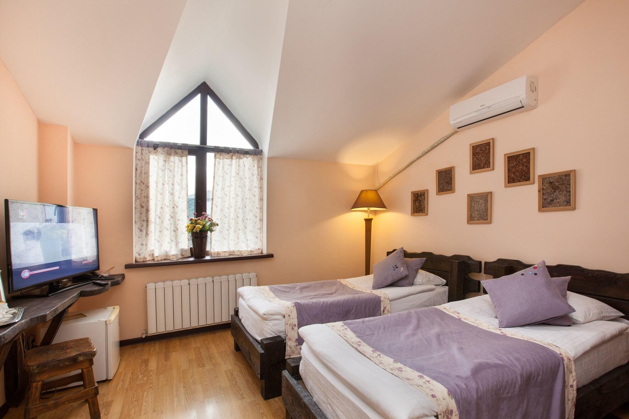 Saraishyq Hotel Almaty Extérieur photo