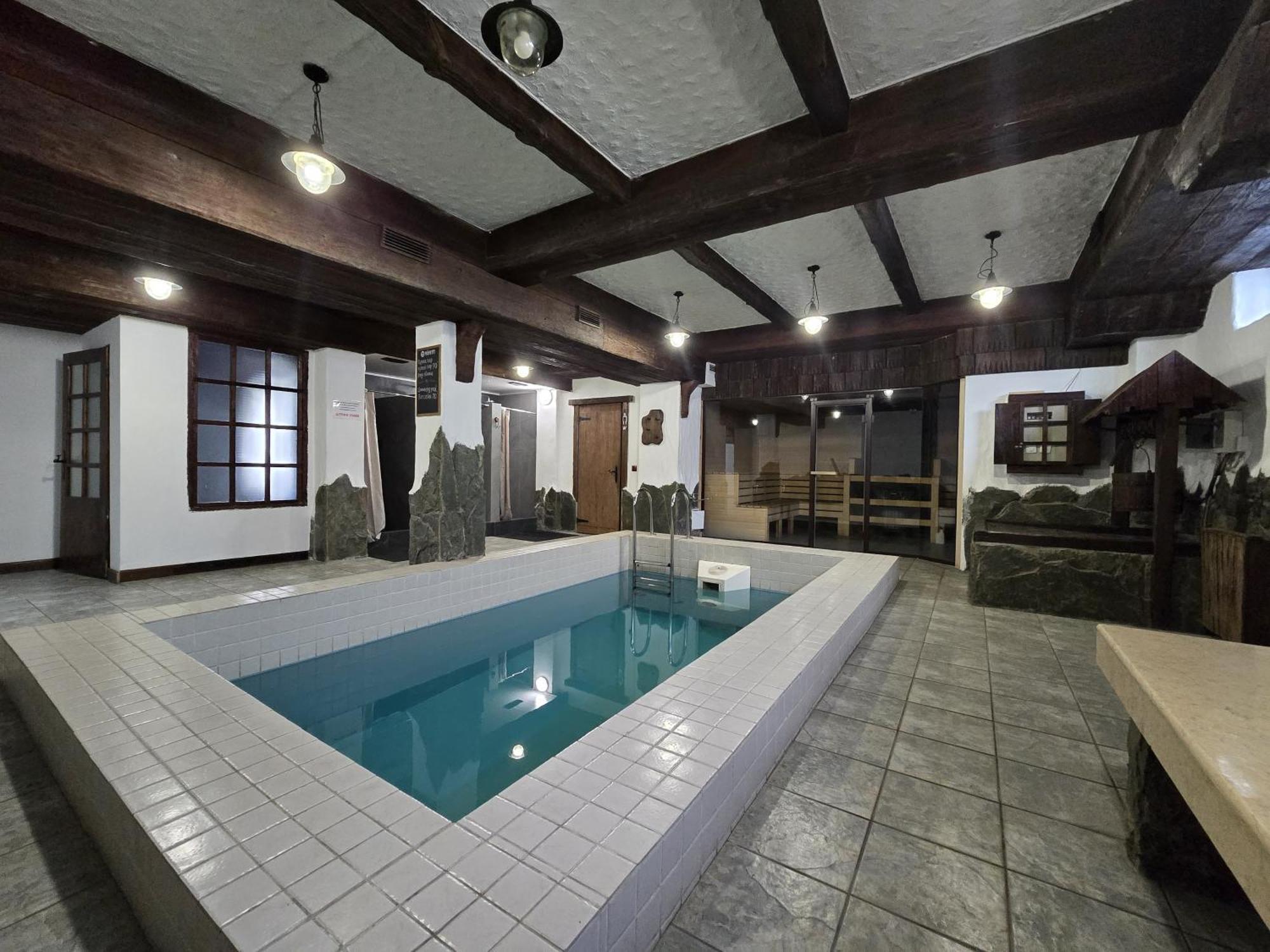 Saraishyq Hotel Almaty Extérieur photo